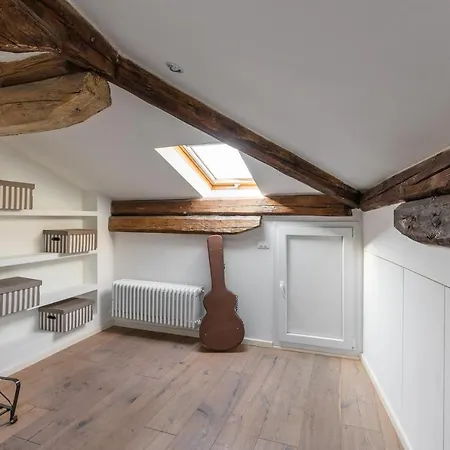 Italy Prestigious Historical Attic In Apartment Bologna