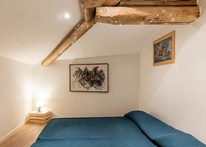 Italy Prestigious Historical Attic In