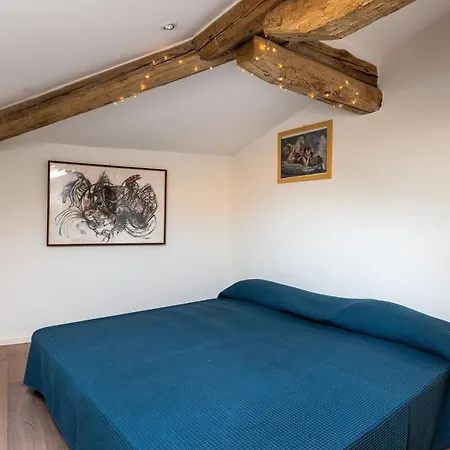 Italy Prestigious Historical Attic In